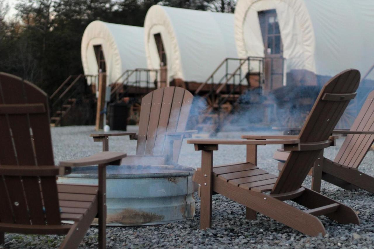 Smoky Hollow Outdoor Resort Covered Wagon Sevierville Esterno foto